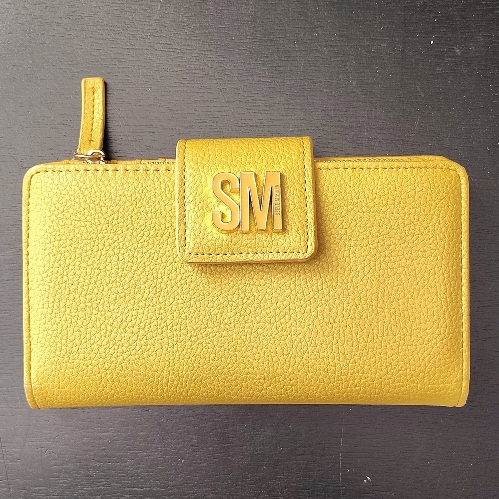 Steve Madden Mustard Yellow Wallet NWOT